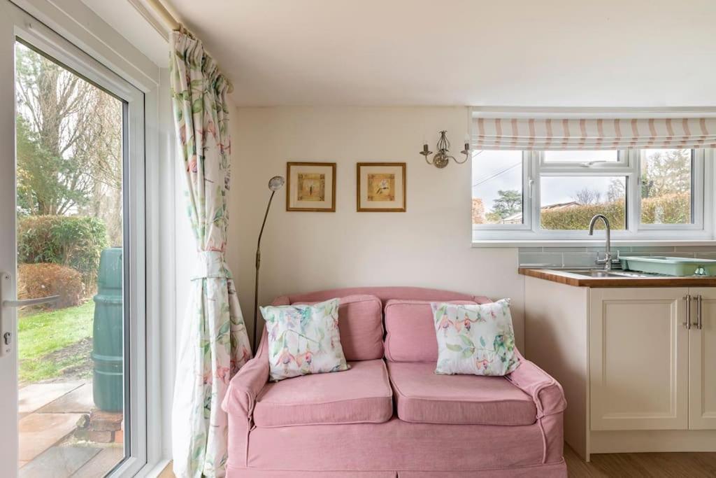 Oak Tree Cottage Uckfield Exterior photo