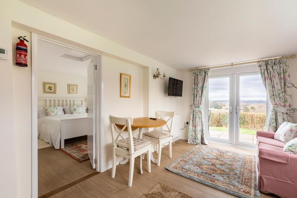 Oak Tree Cottage Uckfield Exterior photo